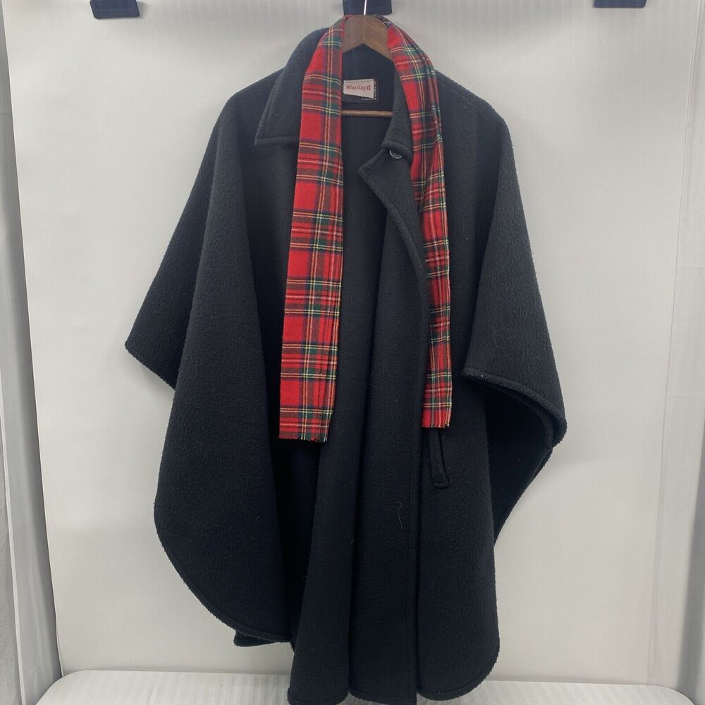 Barclays II Polar Fleece By Malden Black Shaw Poncho One Size